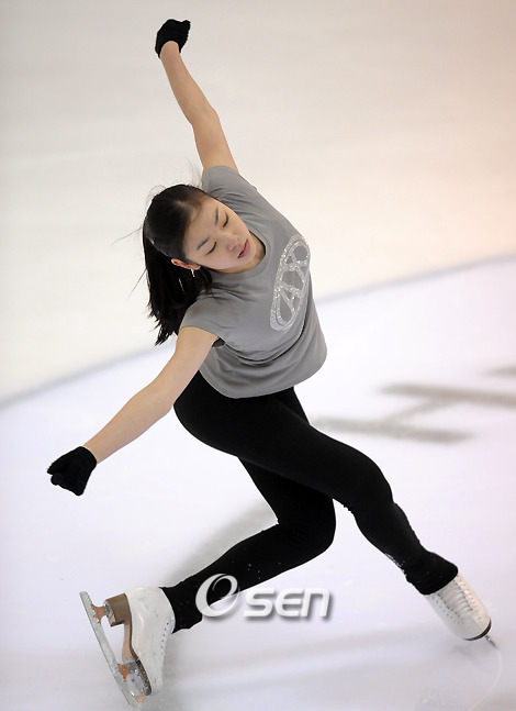   김연아 이 사진 보고 깜짝 놀랐어
369